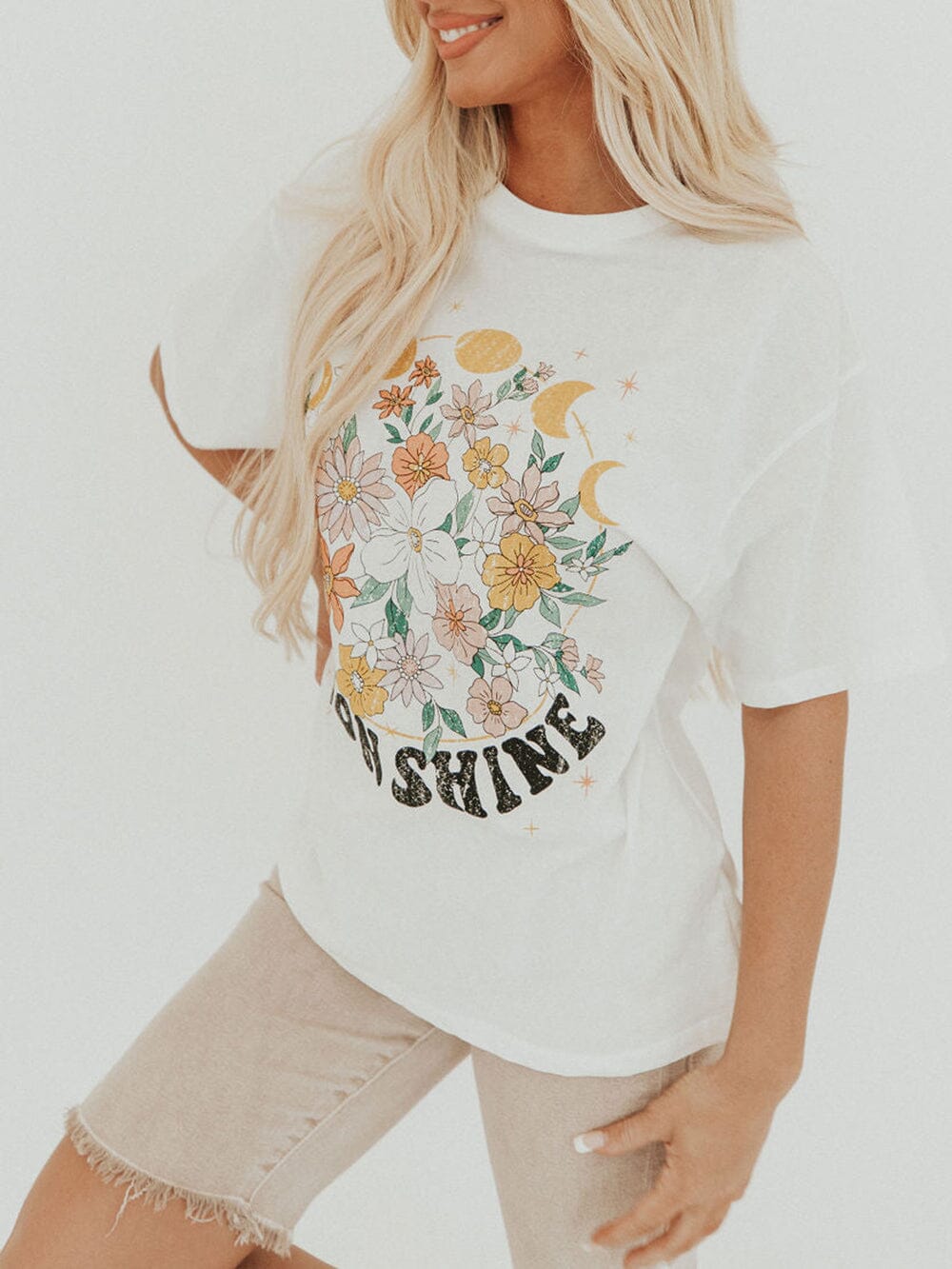 Floral Moon Shine Graphic T-shirt T-Shirt JURKJESBOETIEK 