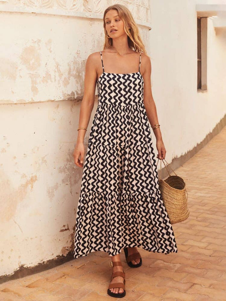 Nina Maxi Jurk met Split en Vierkante Halslijn Midi Dresses JURKJESBOETIEK Zwart S 