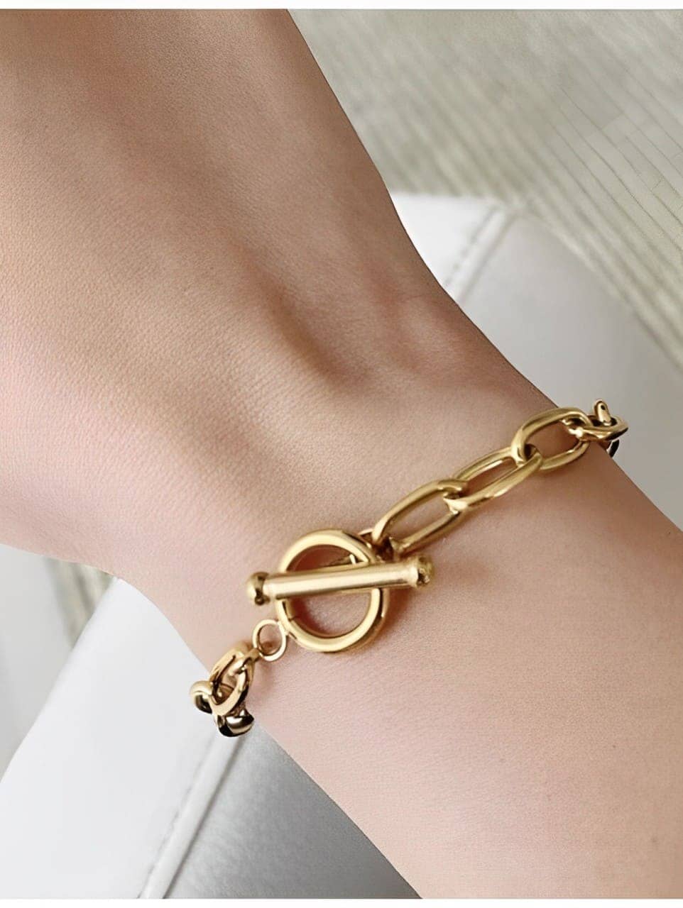 Rectangular Link T-Bar Bracelet - Gold Bracelets DRESS/ATELIER Gold 