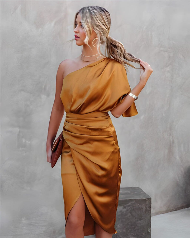 LARA™ | Elegante Zijdenjurk met Open Been JURKJESBOETIEK Oranje S 