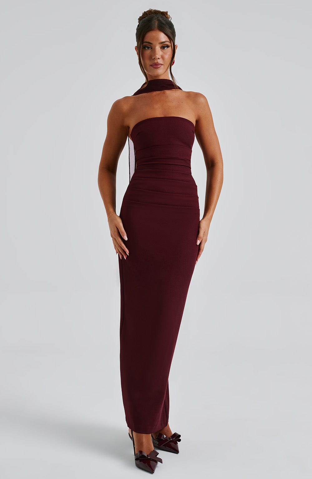 Yassy Elegant Maxi Dress